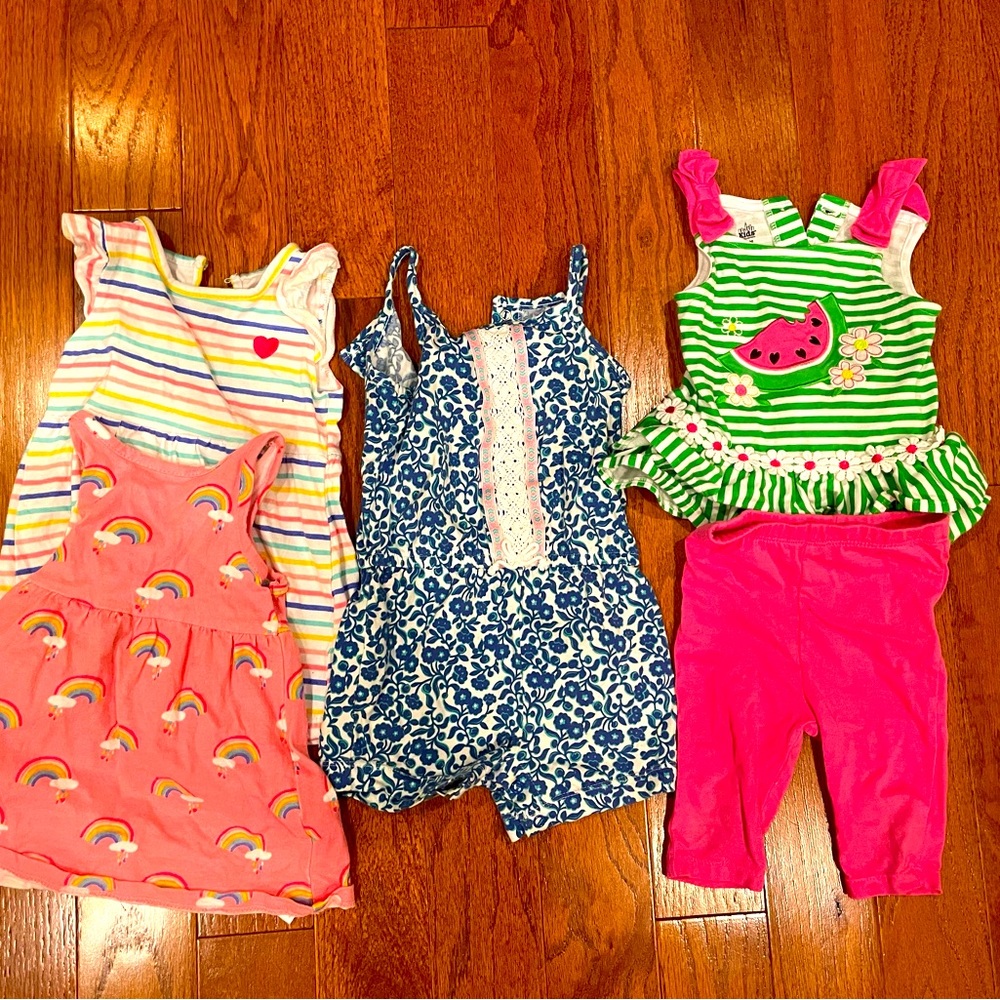 Baby girl 12 months assorted summer outfits Carter’s/little me/kids headquarters